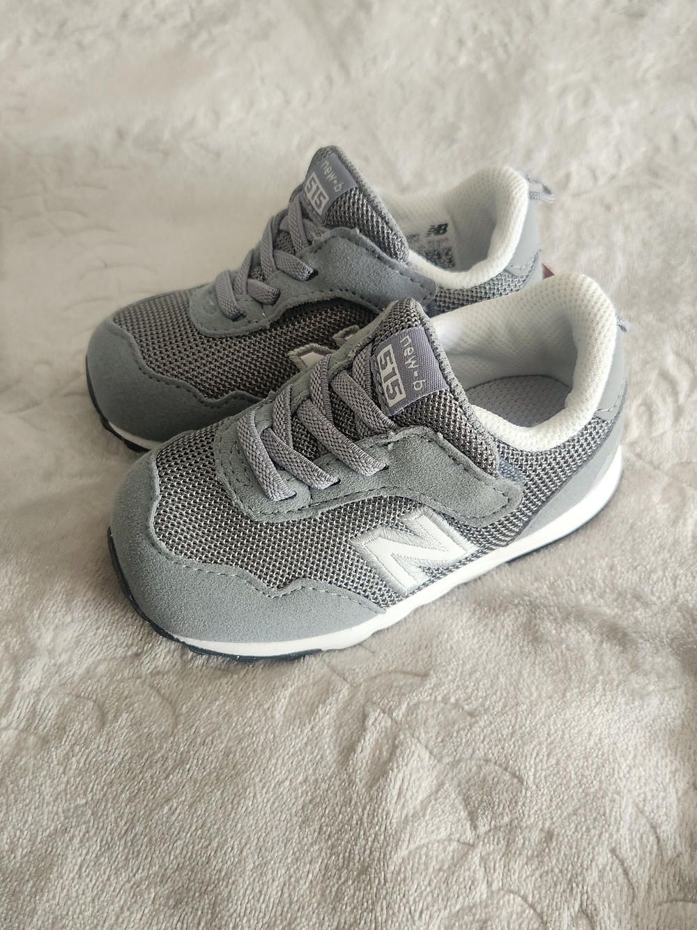 New Balance Kids Gray Mesh & Suede Trainer Sneakers 5c